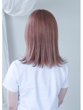 ホワイトルーム(White Room) ペールピンクベージュのボブ♪