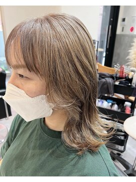 フルール(Fleur) 恵比寿 ブリーチ 韓国風 ミルクティーグレージュ