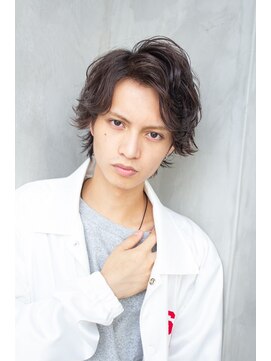 ケアリー 成増(Carelly) ビジネスツーブロックOK★かき上げトランクスヘアくせ毛風パーマ