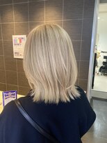 ブルーバイブレーション BlueVibration&nbsp;ホワイトベージュ