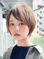アマトウキョウ 表参道(AMA TOKYO) 斜めバング、小顔ショート、前髪パーマ