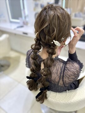 ヘイルジューシー(hail JUICY) お呼ばれ用!ツイン編み下ろし♪