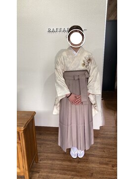 ルネッサンスヘアー ラファエロ(RAFFAELLO) 袴姿