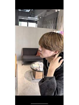 ミリ(milli Produce by ITAKURA) 毛流れセンターパート