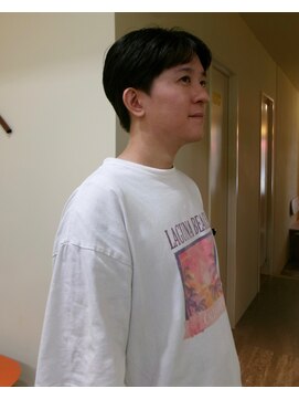 ヒントステーション フォーメンズ(HINTSTATION for Men's) 〈浅草 半個室〉 センターパート/ナチュラル