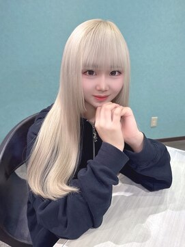 ラニシス ヘアー(Lanisis Hair) ハイトーンホワイトベージュロング