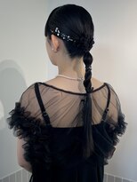 ステン(sten)&nbsp;ヘアアレンジ/タイトヘア/ローポニー/結婚式/ヘアセット/参列