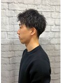 新宿20.30代ビジネスマン◎黒髪無造作センターパート