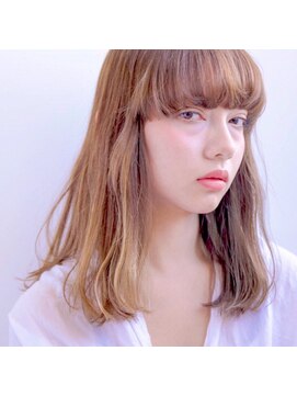 ロスタークラス(ROSTAR class) 外国人風ミディアム