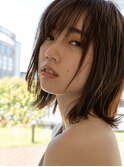 濡れ感があるオシャレ女子（オレンジメイク）