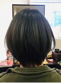 透明感黒髪暗髪小顔コンパクトシルエットくびれショートボブ