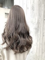 リバレッジ 広尾(Leverage)&nbsp;イルミナカラーで大人の柔らかベージュ系カラー
