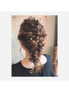 トヌコア ルア 下北沢店(TONUKOA RUA) 【サロンスタイル】カジュアルパーティヘアセット