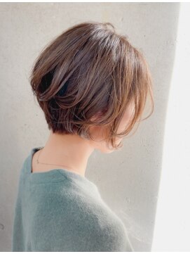 レベンス(Lebens) 大人可愛い前下がりショートボブ丸みショート