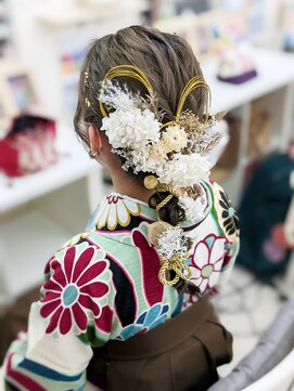 ヘアーメイク ティアラ(Hair make Tiara) 卒業式