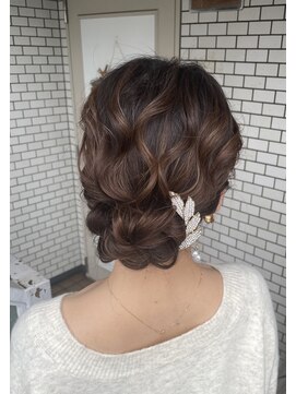 フェリーチェ(Felice) シニヨン アップスタイル ヘアセット 参列ヘア 着物ヘア 金箔