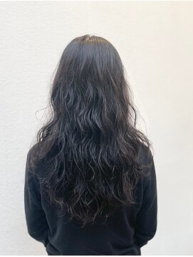 ペスコペスカ(PESCO PESCA) ロングウェーブ+スパイラルカールでダークブラウンとの相性◎