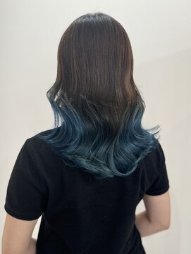 サクラ オモテサンドウ(SAKURA) グラデーションカラー ライトブルー 表参道