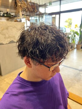 クルニエ(crenier) ツイスパ/メンズヘア/メンズパーマ