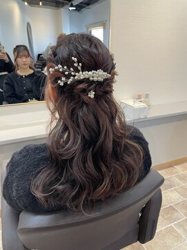 スターリバー(STAR RIVER) ハーフアップアレンジ