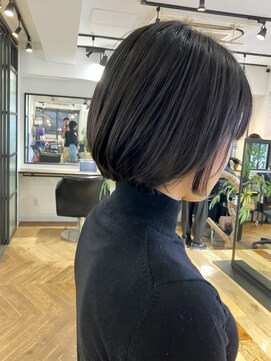 ファイブシーン アオヤマ(5SCENE AOYAMA) 切りっぱなしボブミニボブパーマくびれボブ外ハネボブブリーチ
