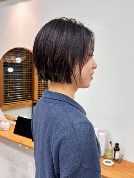 エニエンメイクス 立川(ENIEN MAKE'S) 切りっぱなしボブ、ニュアンス巻き