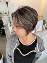 キング 心斎橋店(K!ng)&nbsp;ハイライトカラーミルクティーベージュレイヤーカット