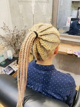 ラグシス ザ ヴィンテージ(LUXIS THE VINTAGE) 【コーンロウ】