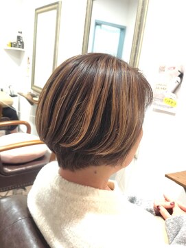 ヘアー グリーン(hair green) 50代60代70代/グラボブ/ハイトーン/白髪ぼかしハイライト