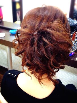 ヘアセットアップス(UP's) ちょっと、控えめちらしアップ！