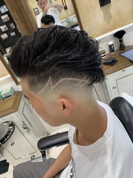 バーバーブロス 吉祥寺店(BARBER BROS) イナズマフェード