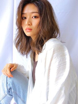 ソヨン 川口店(SOYON) 無造作カール 大人かわいい オリーブグレージュ