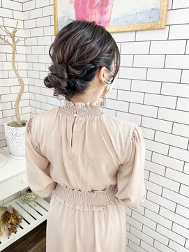 リール(THE RIRE.) ＊THE  RIRE. 大人シニヨンアレンジ＊