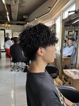 アイズ 海老名(AIZU) 波巻きスパイラルパーマ　波巻きパーマ　スパイラルパーマ