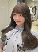 ☆くびレイヤーエモージュ前髪薄めバング小顔カット大人かわいい