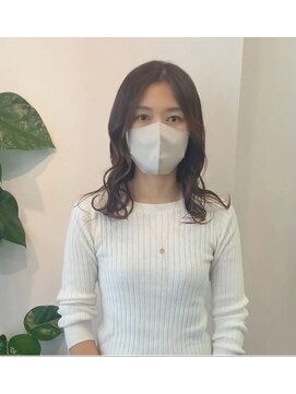 ラヴィールアーム(Ravir ame) グレージュカラー