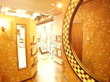 アクロス ヘアー デザイン 関内店(across hair design)の雰囲気（フロント周りは、アンティーク調の店内。across【関内店】）