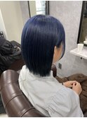 ブルー