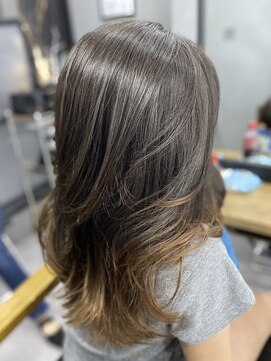 ウェイビー 桜木町店(WAVY) 【キッズ】レイヤーカット