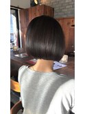 前下がりショートボブ