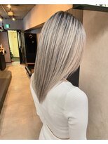 サニー 渋谷(SUNNY) バレイヤージュ、ハイライト、レイヤーロング、グレーベージュ