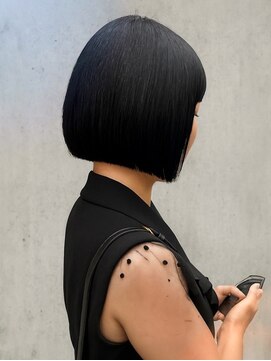 ニュイ 高槻 阪急茨木店(nui) ミディアムヘア/暗めカラー/グランマッシュ/茨木