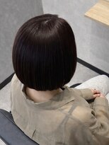フィガロ バイ テイラー(FIGARO by Taylor) 【後ろ姿で印象変わる】艶とラインで魅せる上品コンパクトボブ