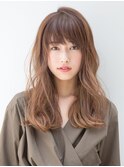 [小顔に見せる]ロング×デジタルパーマ×前髪あり 20代30代40代
