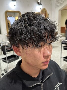 サンバイセライロ 千葉(SAN. by celilo) ツイストスパイラルパーマ【加藤優花】