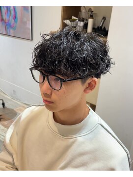 プリストオオサカ(PRIST OSAKA) 波巻きスパイラルパーマ