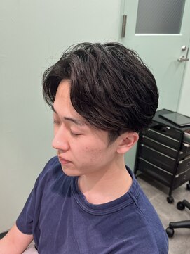 ジーニー 千葉(GENiE) ウルフ/アッシュブラック/カルマパーマ【高野優真】