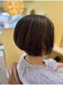パールグレージュショートボブ