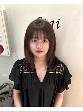 ジジ 代々木(Gigi) 大人かわいいナチュラル韓国レイヤー/新宿/代々木/髪質改善