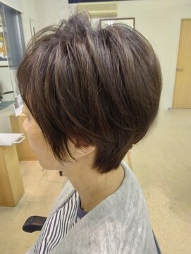 美容室R ショートレイヤー